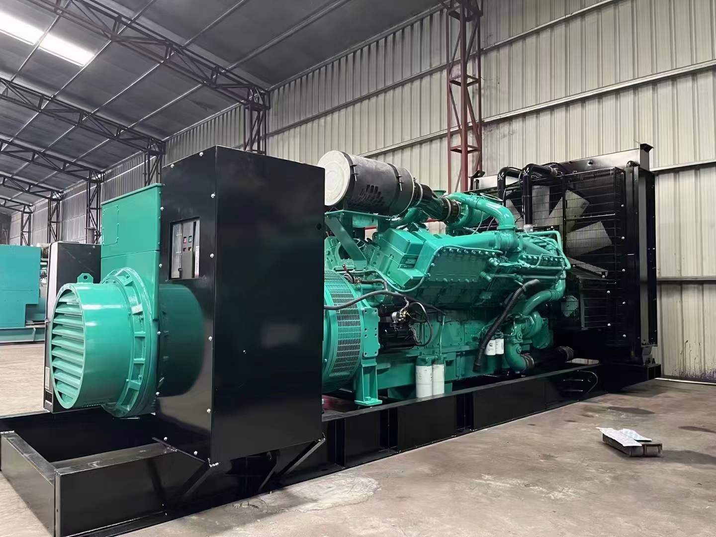 湘桥如何降低 800kW 柴油发电机输出电流的波动?